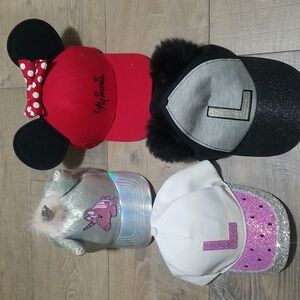 4 hats